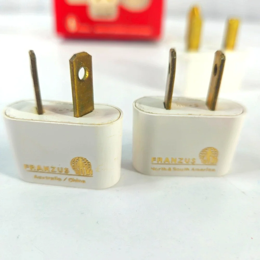 FRANZUS Travel Polarized International Electricity Adapter Plug Set M500 MISSING